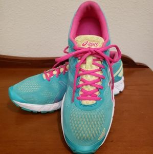 ASICS GEL-DS Trainer 19 Shoes | Woman Size 12US
